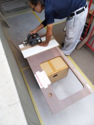 木の質感やぬくもりを感じられる木目調でスタイリッシュに　目黒区M様邸